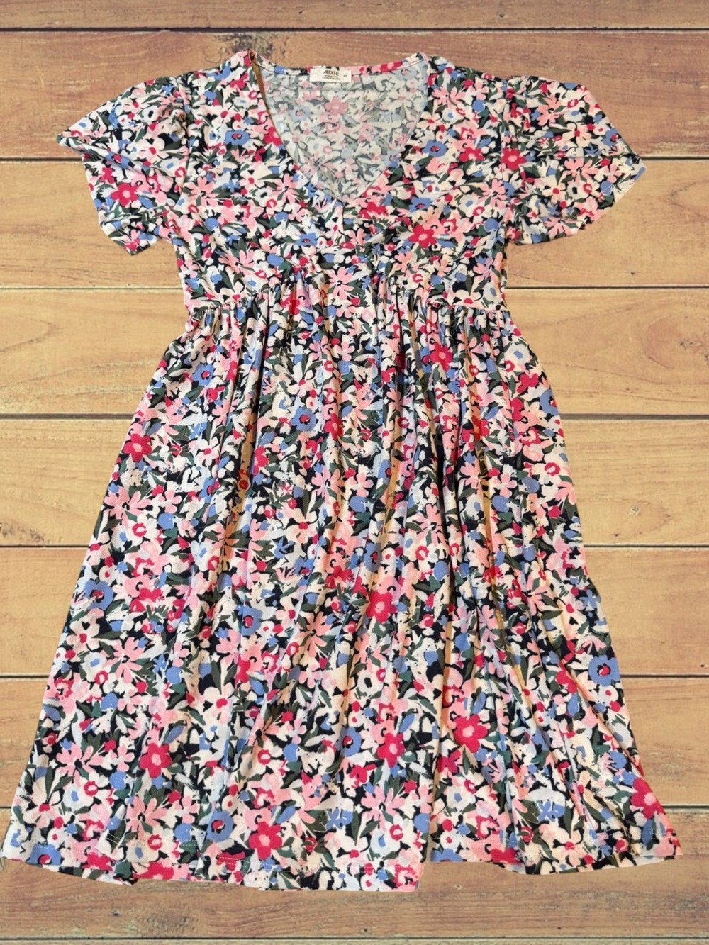 Ardene NWT Pink & Blue Ditsy Floral V-Neck Babydoll Mini Dress Size Small 🌺 - Picture 4 of 14